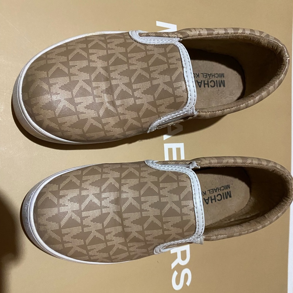 Gently Used Michael Kors Girls Slip on Shoes